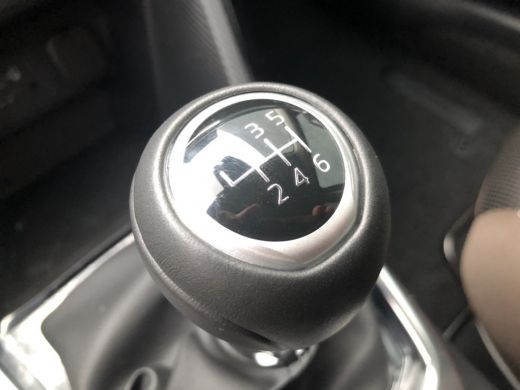 Mazda 2 1.5 Skyactiv-G Style Selected MODEL 2020!! Achteruitrijcamera / Airco / Led ActivLease financial lease
