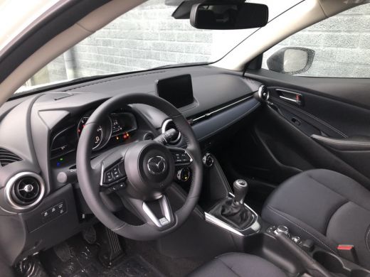 Mazda 2 Luxury met i-Activesense MODEL 2020!! Achteruitrijcamera / Clima / Led ActivLease financial lease