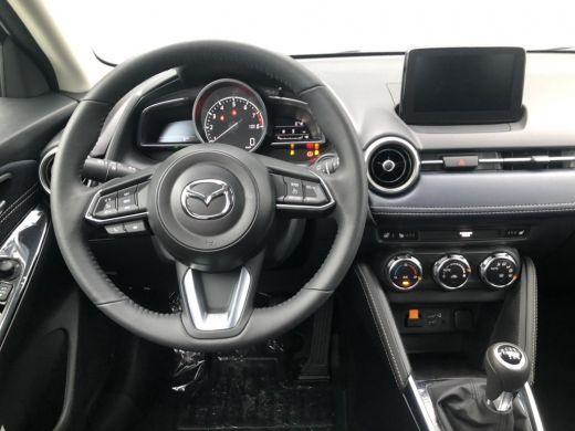 Mazda 2 Luxury met i-Activesense MODEL 2020!! Achteruitrijcamera / Clima / Led ActivLease financial lease