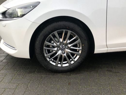 Mazda 2 Luxury met i-Activesense MODEL 2020!! Achteruitrijcamera / Clima / Led ActivLease financial lease