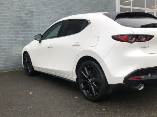 Mazda 3 SkyActiv-X Luxury Model 2020 !! Led / Leder / Achteruitrijcamera / Apple carplay ActivLease financial lease