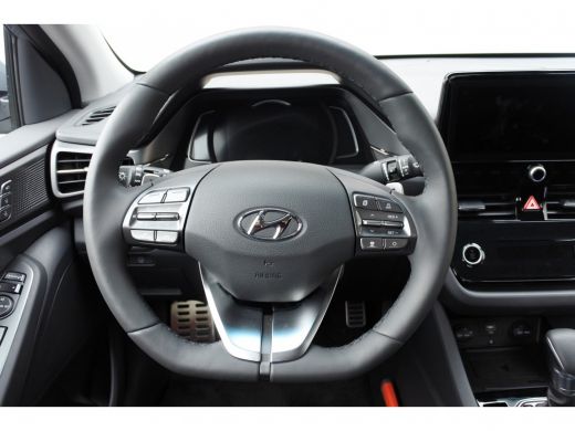 Hyundai IONIQ 1.6 GDi HEV Premium Automaat | Navigatie | Achteruitrijcamera ActivLease financial lease