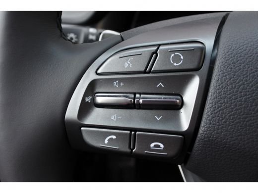 Hyundai IONIQ 1.6 GDi HEV Premium Automaat | Navigatie | Achteruitrijcamera ActivLease financial lease
