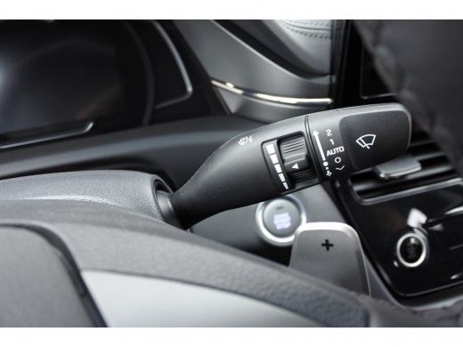Hyundai IONIQ 1.6 GDi HEV Premium Automaat | Navigatie | Achteruitrijcamera ActivLease financial lease