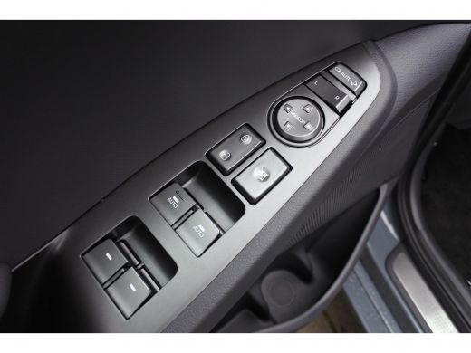 Hyundai IONIQ 1.6 GDi HEV Premium Automaat | Navigatie | Achteruitrijcamera ActivLease financial lease