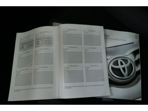 Toyota Aygo 1.0 VVT-i x-fun | Bluetooth | Airco | LED dagrijverlichting | Elektrische ramen | ActivLease financial lease