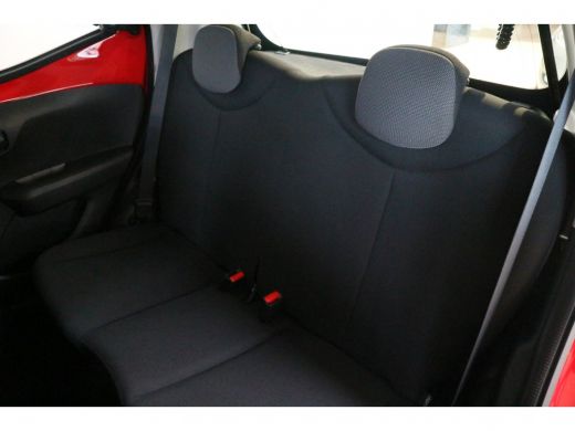 Toyota Aygo 1.0 VVT-i x-now  | Airco | LED dagrijverlichting | Elektrische ramen | ActivLease financial lease