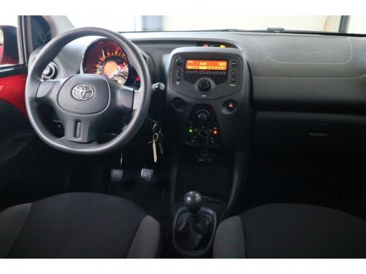 Toyota Aygo 1.0 VVT-i x-now  | Airco | LED dagrijverlichting | Elektrische ramen | ActivLease financial lease