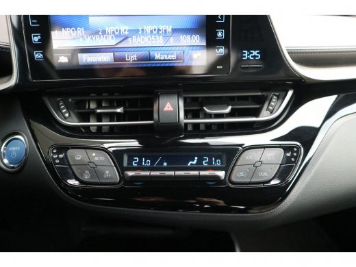 Toyota C-HR 1.8 Hybrid Bi-Tone | Rijklaar incl. 24 mnd garantie | ActivLease financial lease