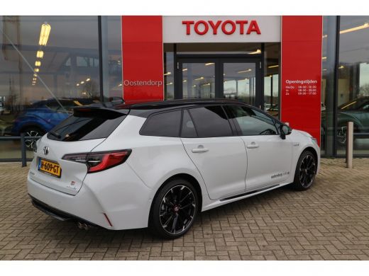 Toyota Corolla Touring Sports 2.0 Hybrid GR-Sport Plus | 5 jaar garantie | ActivLease financial lease