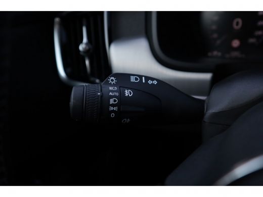 Volvo  S90 2.0 T4 Momentum | Leder | Parkeersensoren | Stoelverwarming ActivLease financial lease