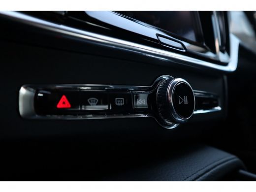 Volvo  S90 2.0 T4 Momentum | Leder | Parkeersensoren | Stoelverwarming ActivLease financial lease