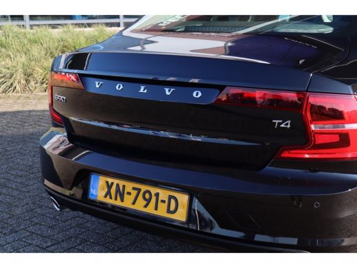 Volvo  S90 2.0 T4 Momentum | Leder | Parkeersensoren | Stoelverwarming ActivLease financial lease