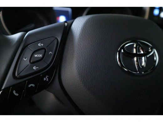 Toyota C-HR 1.8 Hybrid Style | Navigatie | Parkeer camera | Climate contrrol | Toyota Safety sense | Parkeers... ActivLease financial lease