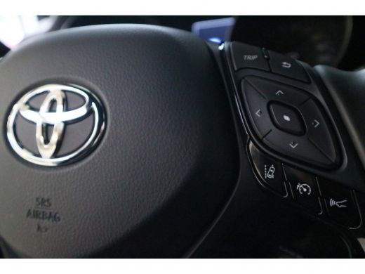 Toyota C-HR 1.8 Hybrid Style | Navigatie | Parkeer camera | Climate contrrol | Toyota Safety sense | Parkeers... ActivLease financial lease