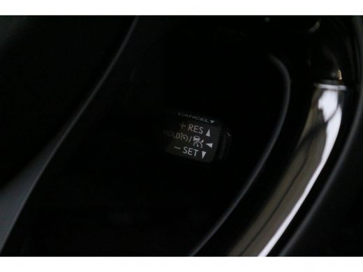 Toyota C-HR 1.8 Hybrid Style | Navigatie | Parkeer camera | Climate contrrol | Toyota Safety sense | Parkeers... ActivLease financial lease