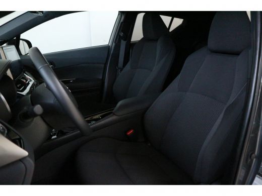 Toyota C-HR 1.8 Hybrid Style | Navigatie | Parkeer camera | Climate contrrol | Toyota Safety sense | Parkeers... ActivLease financial lease