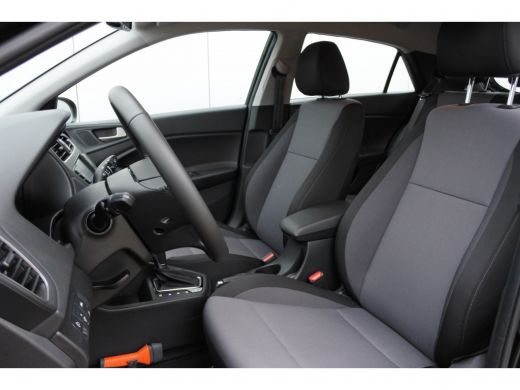 Hyundai i20 1.0 T-GDI Comfort 7 traps automaat | climate en cruise control | ActivLease financial lease