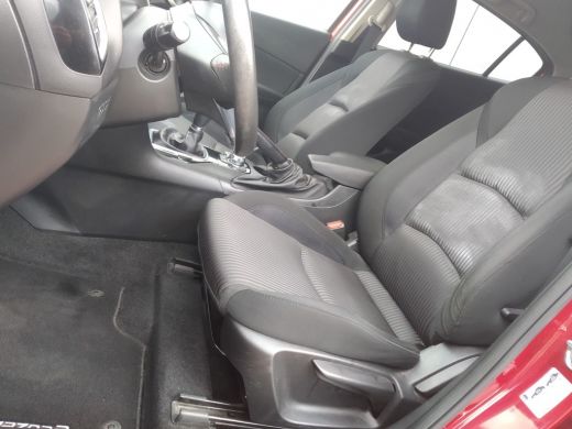 Mazda 3 2.0 TS+ | Full Map Navigatie | Xenon | Climate Control | Cruise Control | Stoelverwarming | Rijkl... ActivLease financial lease