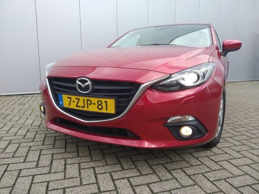 Mazda 3 2.0 TS+ | Full Map Navigatie | Xenon | Climate Control | Cruise Control | Stoelverwarming | Rijkl... ActivLease financial lease