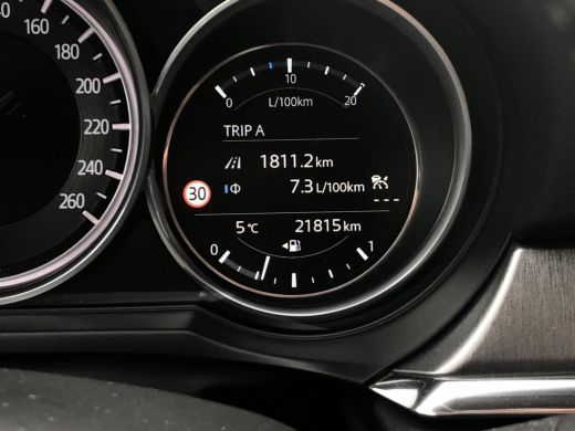 Mazda 6 Luxury line / automaat / Leder / Radar cruise / Led / Bose ActivLease financial lease