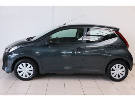Toyota Aygo 1.0 VVT-i x-fun | Bluetooth | Airco | LED dagrijverlichting | Elektrische ramen | ActivLease financial lease