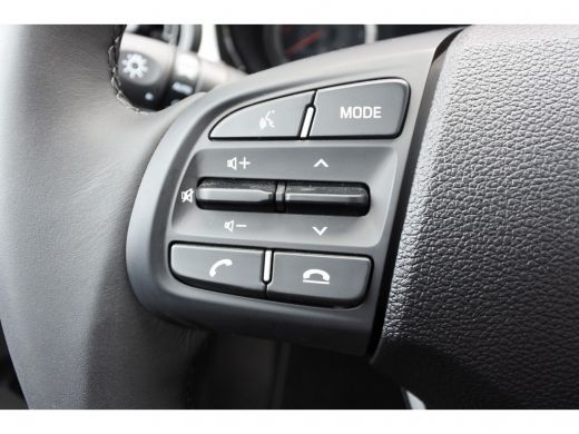 Hyundai i10 1.0 Premium Navigatie | Achteruitrijcamera | Airco (automatisch) ActivLease financial lease