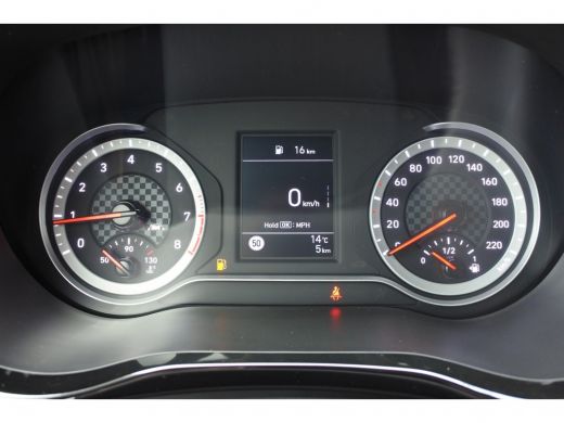 Hyundai i10 1.0 Premium Navigatie | Achteruitrijcamera | Airco (automatisch) ActivLease financial lease