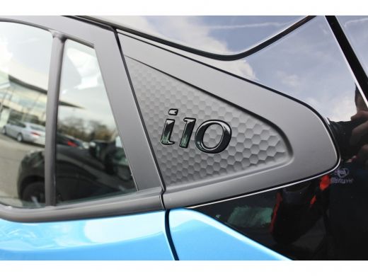 Hyundai i10 1.0 Premium Navigatie | Achteruitrijcamera | Airco (automatisch) ActivLease financial lease