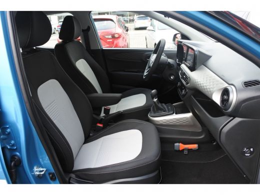Hyundai i10 1.0 Premium Navigatie | Achteruitrijcamera | Airco (automatisch) ActivLease financial lease