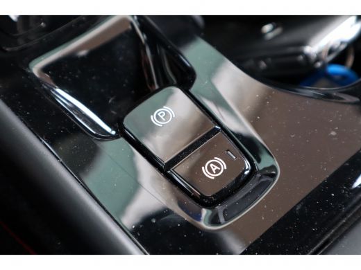 Volvo  XC40 2.0 T4 R-Design | Keyless Drive | Business Pack Connect | Achteruitrijcamera | Stoelverwarming ActivLease financial lease