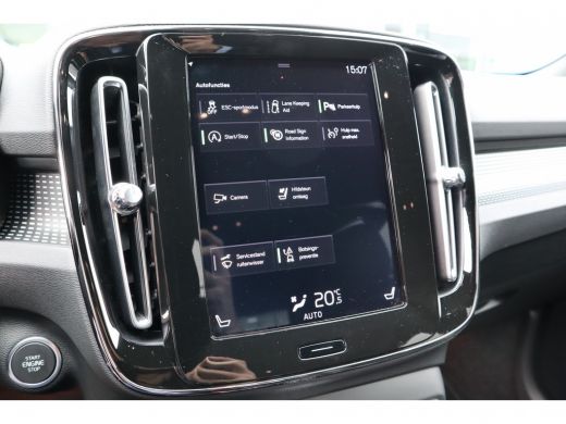 Volvo  XC40 2.0 T4 R-Design | Keyless Drive | Business Pack Connect | Achteruitrijcamera | Stoelverwarming ActivLease financial lease