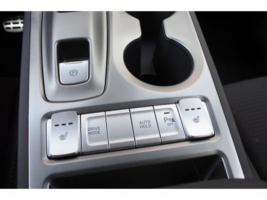 Hyundai Kona EV Fashion 64 kWh Automaat | Design Pack | Navigatie | 3-fase laden | Achteruitrijcamera Direct u... ActivLease financial lease