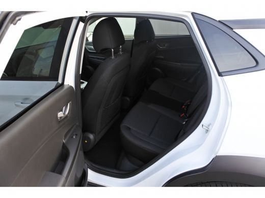 Hyundai Kona EV Premium 64 kWh Automaat | Navigatie | 3-fase laden | Achteruitrijcamera Direct uit voorraad le... ActivLease financial lease