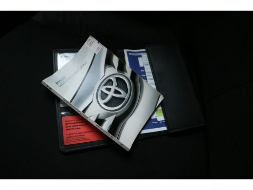 Toyota Aygo 1.0 VVT-i x-now | Airco | LED dagrijverlichting | Elektrische ramen | ActivLease financial lease