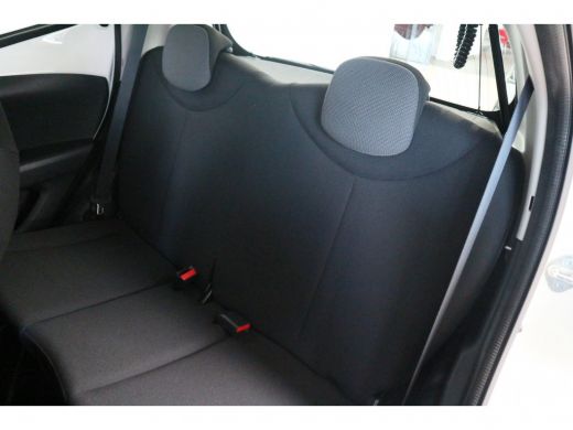 Toyota Aygo 1.0 VVT-i x-now | Airco | LED dagrijverlichting | Elektrische ramen | ActivLease financial lease