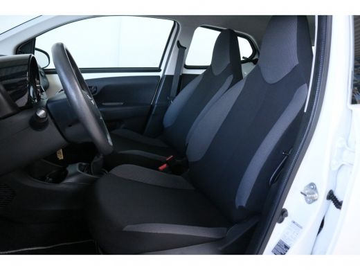 Toyota Aygo 1.0 VVT-i x-now | Airco | LED dagrijverlichting | Elektrische ramen | ActivLease financial lease