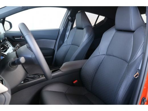 Toyota C-HR 2.0 Hybrid Launch Edition | Lederen bekleding | Navigatie | Parkeer camera | Climate control | JB... ActivLease financial lease