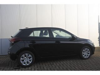 Hyundai i20 1.0 T-GDI Comfort 7 traps automaat | navigatie | climate en cruise control |