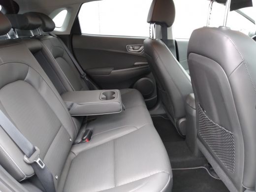 Hyundai Kona EV Premium 64 kWh | Exclusief BTW | 4% bijtelling | 450km range | Leder Geventileerd + Verwarmd |... ActivLease financial lease