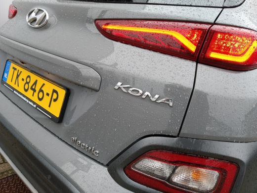 Hyundai Kona EV Premium 64 kWh | Exclusief BTW | 4% bijtelling | 450km range | Leder Geventileerd + Verwarmd |... ActivLease financial lease