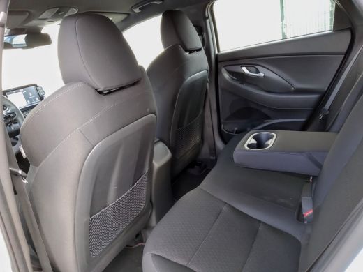 Hyundai i30 Fastback 1.4 T-GDI N Line | Automaat 7dct | Full Map Navi DAB+ | Camera | | N-Line Uitvoering | 1... ActivLease financial lease