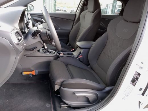 Hyundai i30 Fastback 1.4 T-GDI N Line | Automaat 7dct | Full Map Navi DAB+ | Camera | | N-Line Uitvoering | 1... ActivLease financial lease