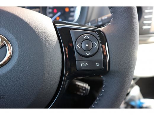 Toyota Yaris 1.5 Hybrid Active | 5 jaar garantie en 5 jaar gratis onderhoud | ActivLease financial lease