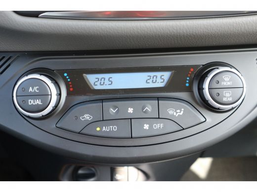 Toyota Yaris 1.5 Hybrid Active | 5 jaar garantie en 5 jaar gratis onderhoud | ActivLease financial lease