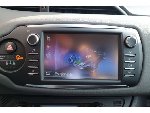 Toyota Yaris 1.5 Hybrid Active | NAV | Rijklaar incl. 24 mnd garantie | ActivLease financial lease