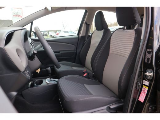 Toyota Yaris 1.5 Hybrid Active | NAV | Rijklaar incl. 24 mnd garantie | ActivLease financial lease