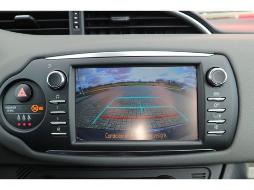 Toyota Yaris 1.5 Hybrid Active | NAV | Rijklaar incl. 24 mnd garantie | ActivLease financial lease