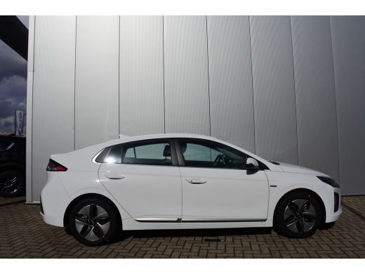 Hyundai IONIQ 1.6 GDi Comfort | Navigatie | ActivLease financial lease