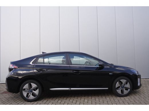 Hyundai IONIQ 1.6 GDi Comfort | Navigatie | ActivLease financial lease